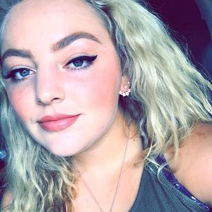 Meet your Posher, Mckenna